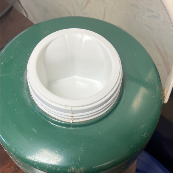 Vintage Coleman Green and White Thermos 1 gallon Jug - Picture 4 of 6
